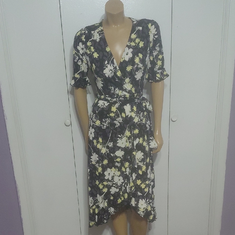 ♻️👗 Floral Midi Dress